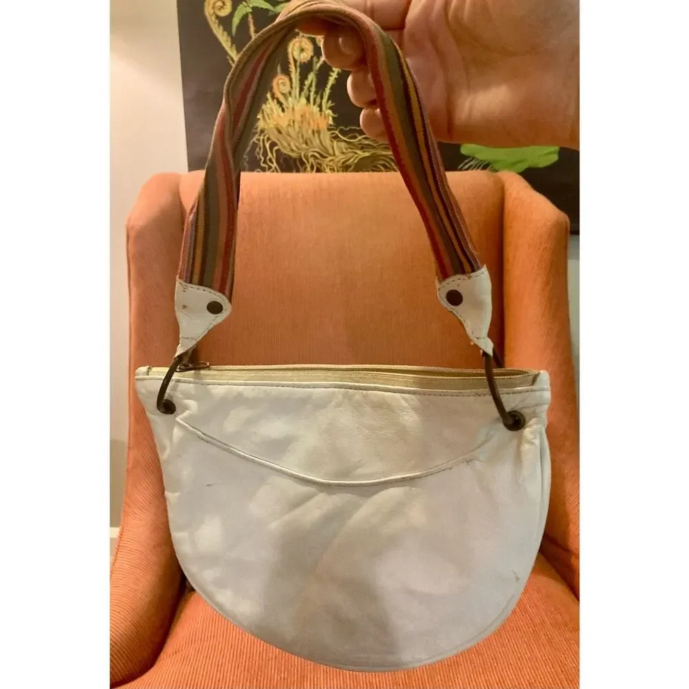 Bolsa White Leather Hobo Baguette Colorful Fabric Strap ~ HELLO LOVELY! - Picture 2 of 8